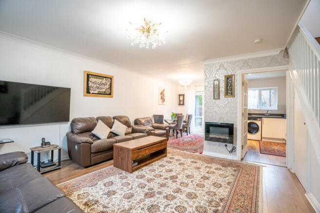 3 bed property, in Cookham Close, £514,950