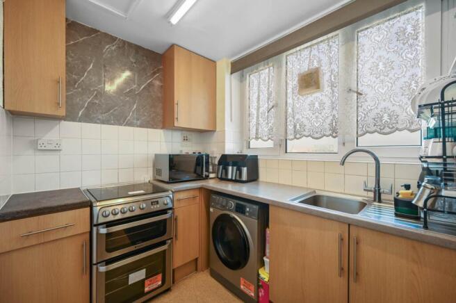3 bed property, in Jim Griffiths House, £450,000