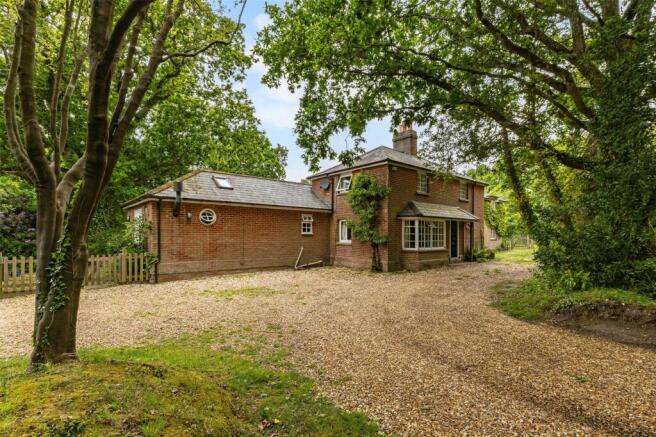 5 bed property, in Wainsford Road, £1,350,000