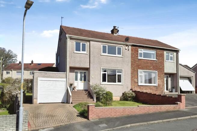 3 bed property, in Tower Hill, £240,000