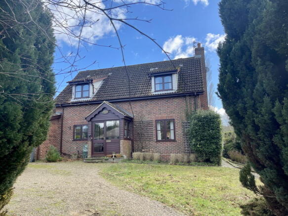 3 bed property, in Westleton, £550,000