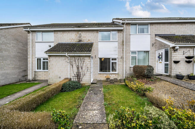 3 bed property, in Waterford Park, £230,000