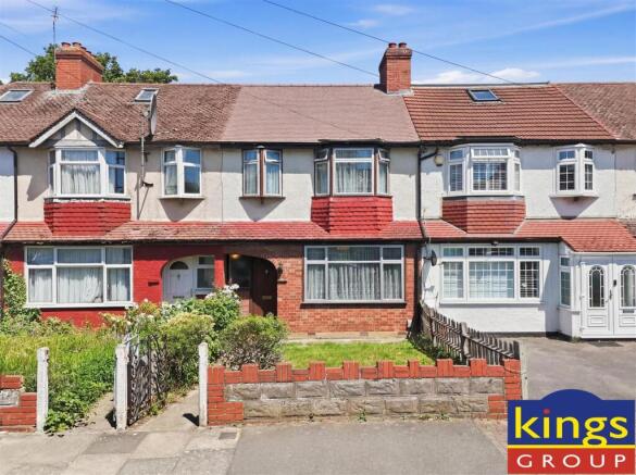 3 bed property, in Queensland Avenue, £439,995