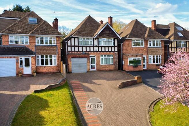 3 bed property, in East View Road, £500,000