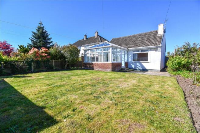 2 bed property, in Pensby Road, £300,000