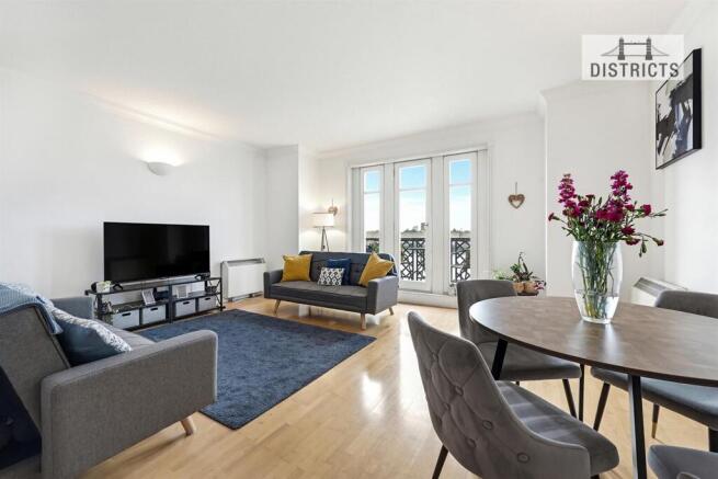2 bed property, in Old Sun Wharf, £695,000
