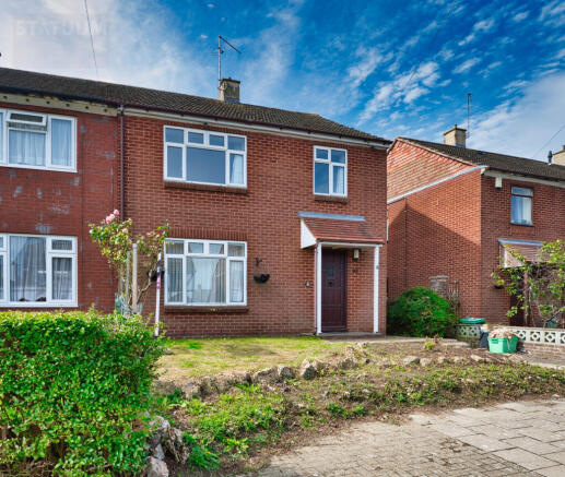 3 bed property, in Wisley Road, £420,000