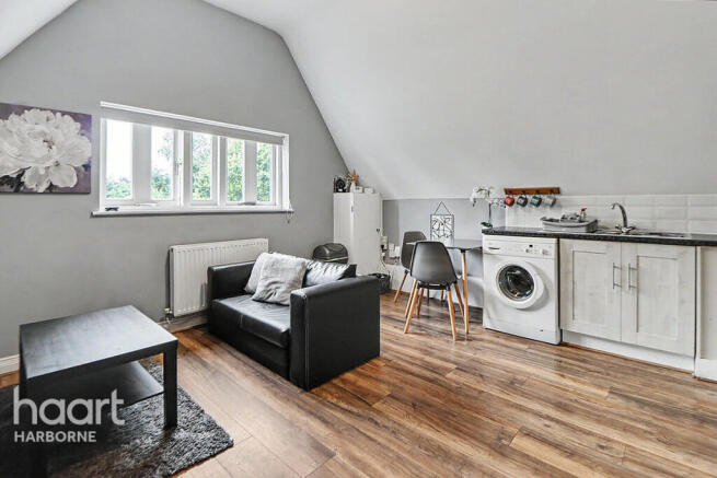 1 bed property, in St Augustines Road, £150,000