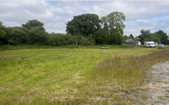 Land, in Pantydwr RHAYADER LD6 5LR, £150,000