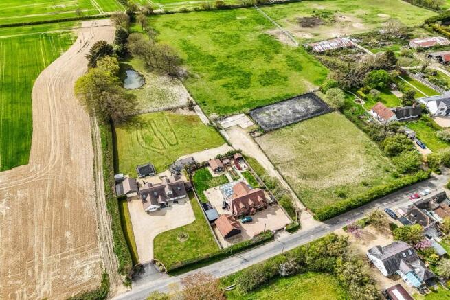 4 bed property, in School Lane, £1,475,000