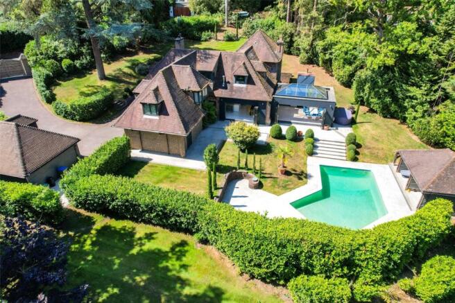 5 bed property, in Yaffle Road, £3,150,000