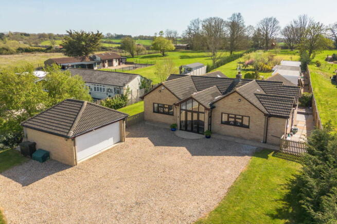 4 bed property, in East Hanningfield Road, £1,500,000