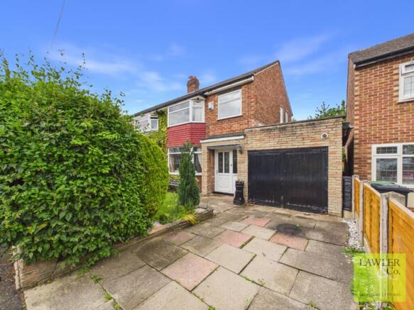 3 bed property, in Nickleby Road, £400,000