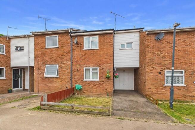 3 bed property, in Waverton Mews, £250,000