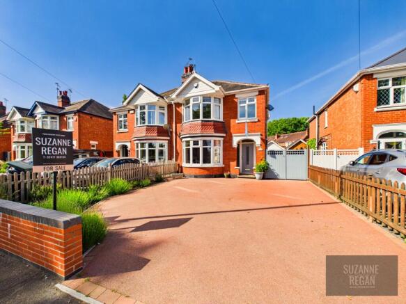 3 bed property, in Broad Lane, £350,000