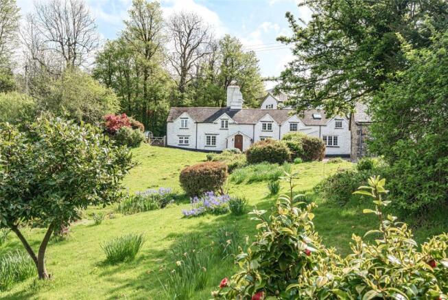 5 bed property, in Parracombe, £695,000