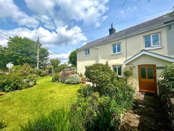 5 bed property, in North Road, £399,950