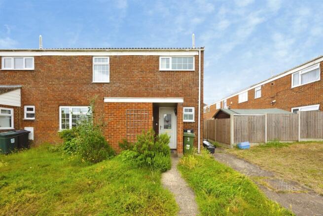 3 bed property, in Cudworth Road, £260,000
