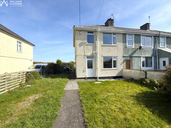 3 bed property, in Llaneilian Road, £145,000
