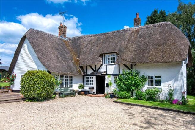 4 bed property, in High Street, £1,125,000