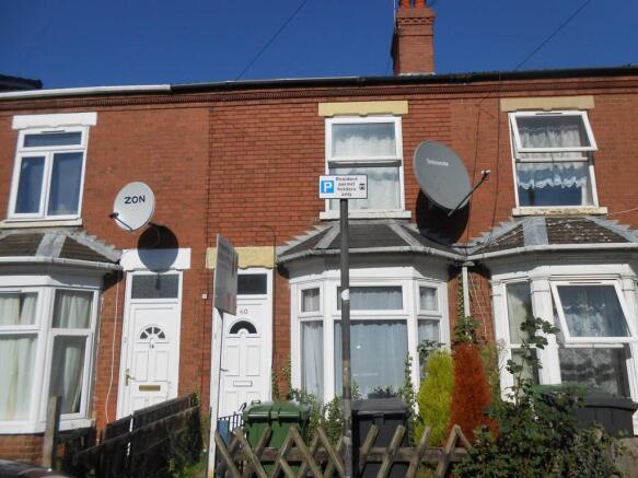 3 bed property, in Alma Road, £160,000