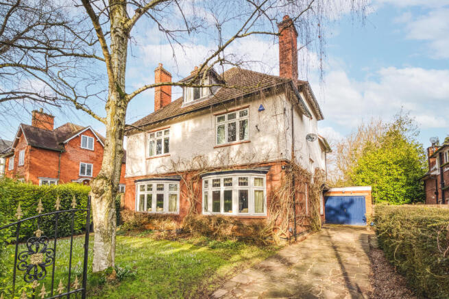 7 bed property, in Whitaker Road, £795,000