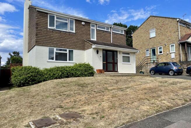 4 bed property, in Oakhill, £1,050,000