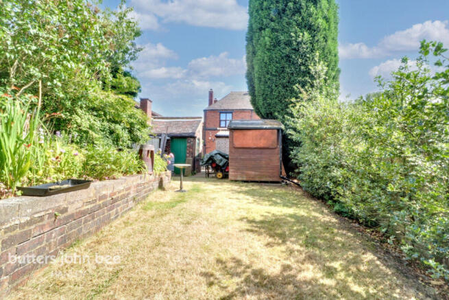3 bed property, in Jacqueline Street, £325,000