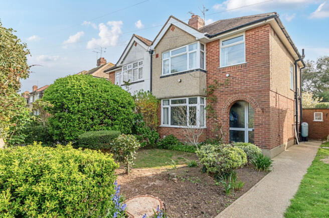 3 bed property, in Ringmer Road, £400,000