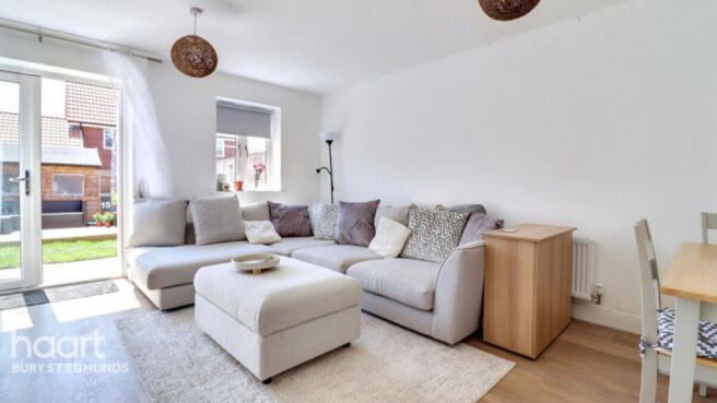3 bed property, in Long Gilberts Road, £270,000