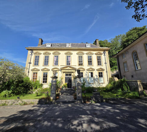 8 bed property, in Bowlish House, £750,000