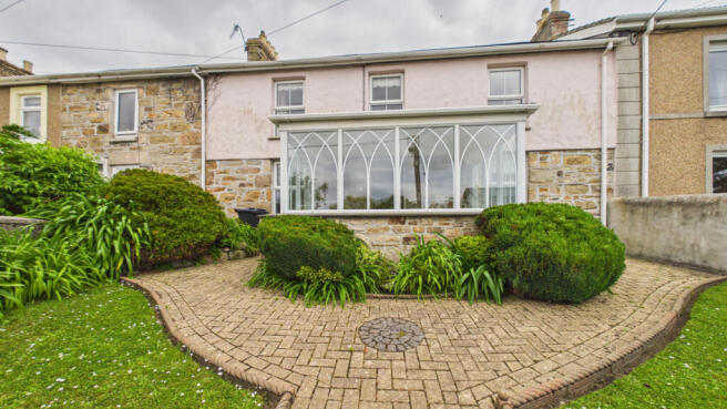 4 bed property, in Prospect Place, £375,000