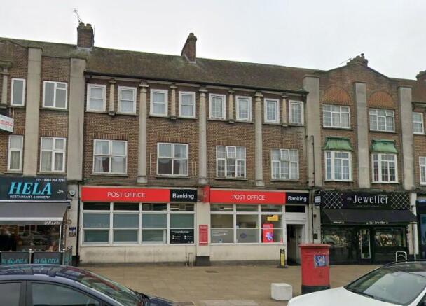 2 bed property, in 439A Kingsbury Road, £135,000