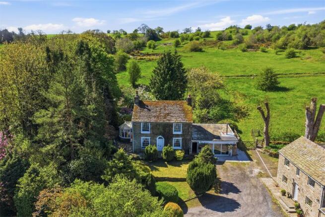 3 bed property, in Calrofold Lane, £800,000