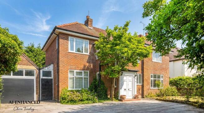 3 bed property, in Waterloo Road, £500,000
