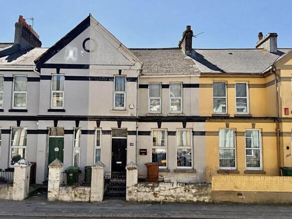 3 bed property, in Mount Gould Road, £240,000