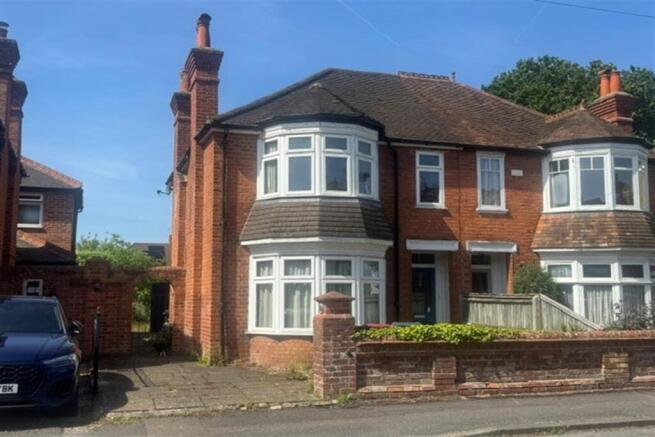 4 bed property, in Matlock Road, £620,000