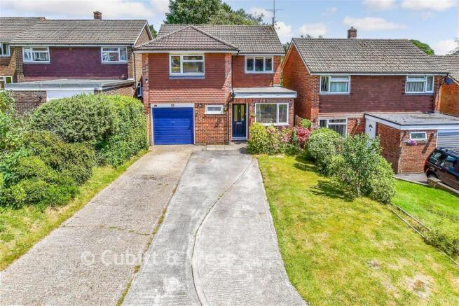 4 bed property, in Fermor Way, £500,000