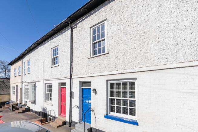 2 bed property, in Port Hill, £377,000