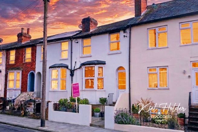 1 bed property, in Mason Street, £160,000