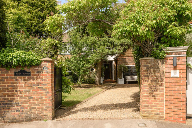 4 bed property, in Wilberforce Way, £3,250,000