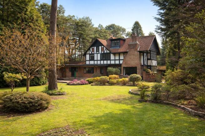 4 bed property, in Spencer Road, £2,500,000