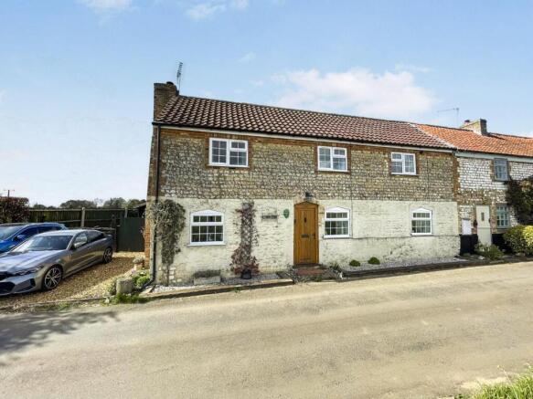 3 bed property, in Church Lane, £325,000