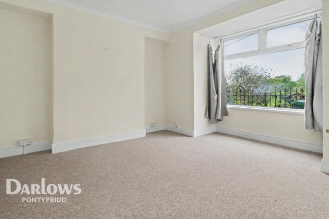 3 bed property, in Llantrisant, £159,950