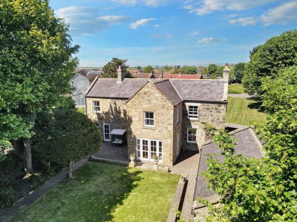 5 bed property, in East Road, £775,000