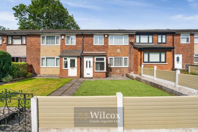 3 bed property, in Kensworth Close, £210,000