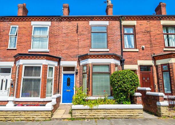 2 bed property, in Knight Street, £184,000
