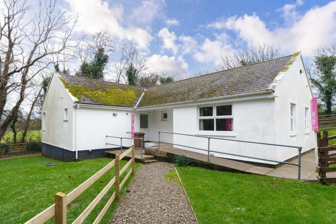 1 bed property, in 1, £210,000