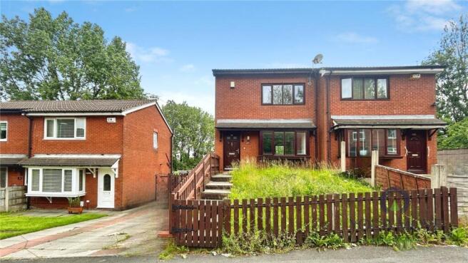 3 bed property, in Mortimer Street, £150,000