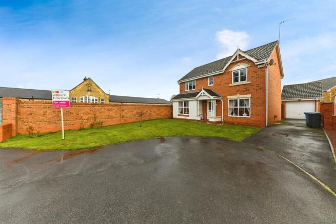 4 bed property, in Philip Larkin Close, £315,000